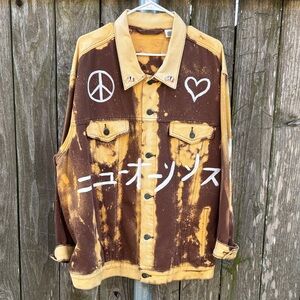 Levi's Brown and Tan Graphic Vest